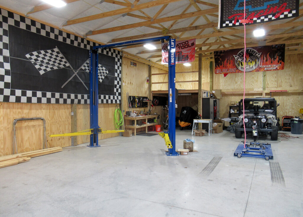 interior space of lowe auto's shop